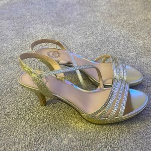 cute high heels in gold great for a dance